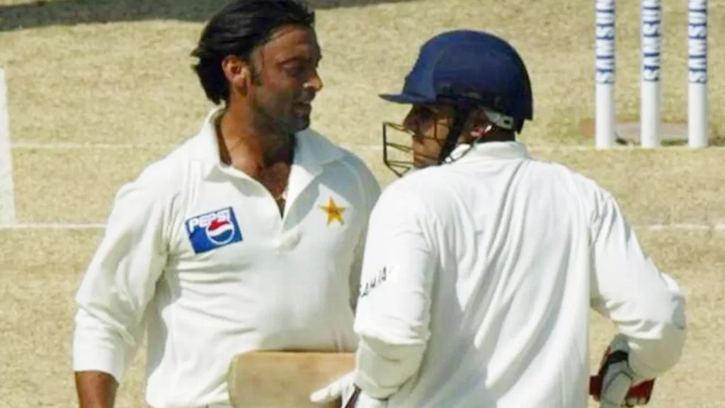 virender sehwag vs shoaib akhtar 1652860899